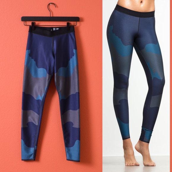 Ultracor  Blue Ultra Silk Camo Tech Print Legging - Picture 1 of 7